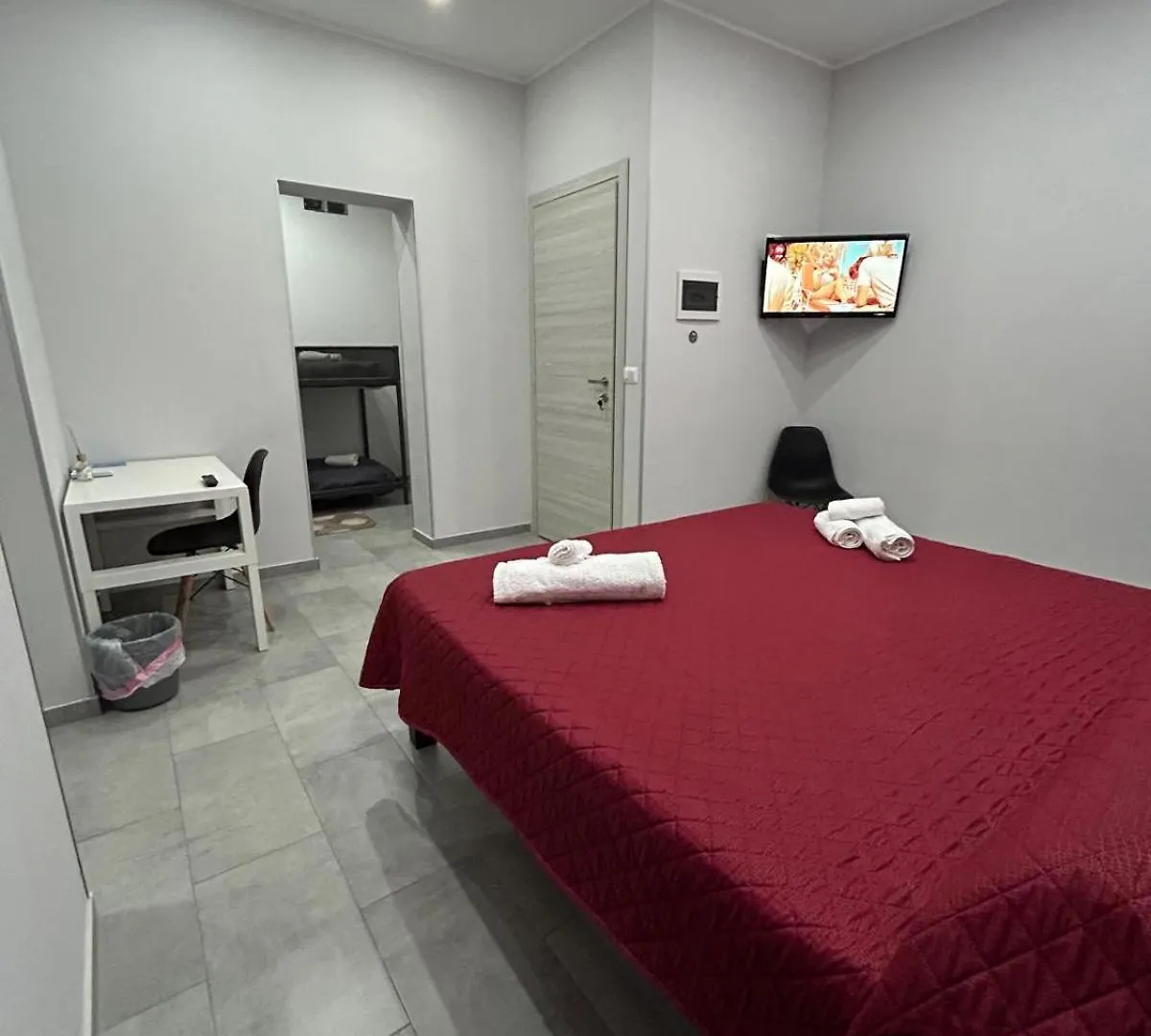 Pacini 88 Rooms And Apartment Catania Centro Italy